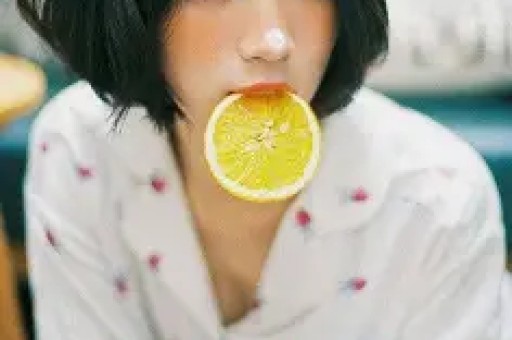 网红县委书记辞官这半年：离官员渐远离草根渐近